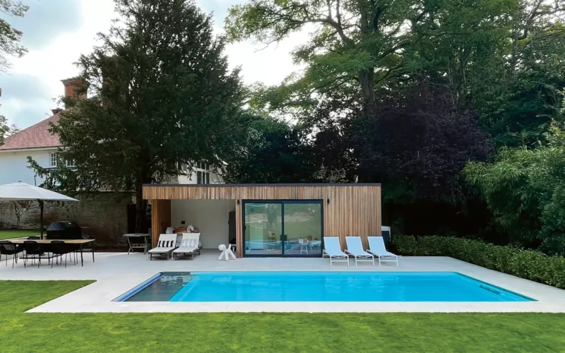 Cube. Zeitgemäßes Design. Hohe Wasserlinie.